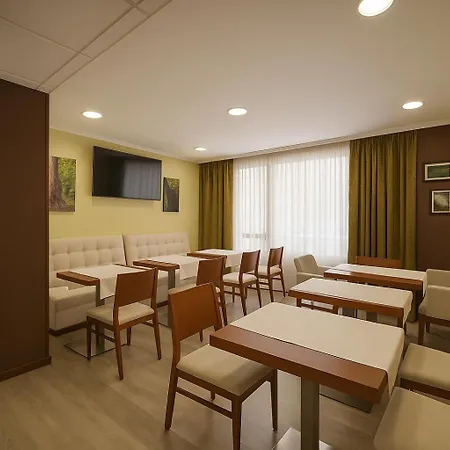 Elara Msuites Viveiro