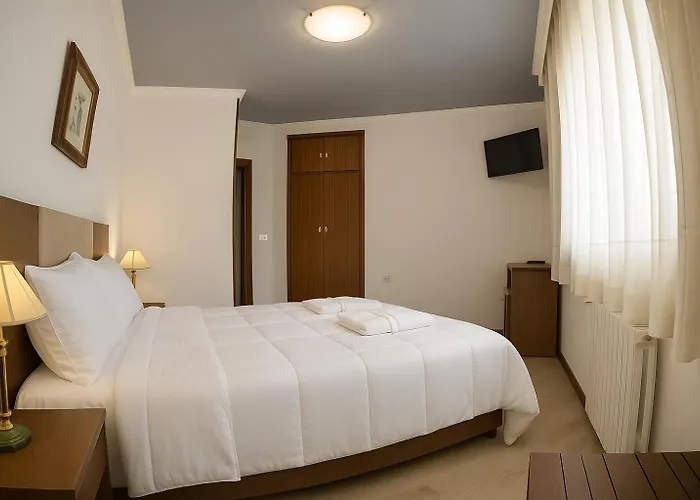 Elara Msuites Gasthuis 3*